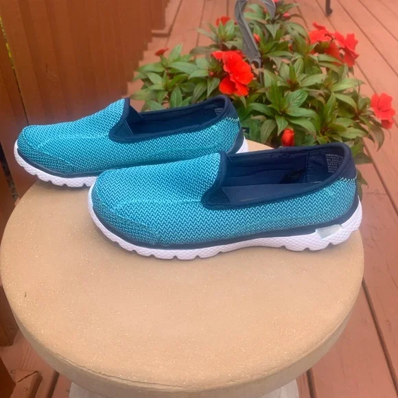 Blue Slip-On Sneakers - Picture 2 of 5